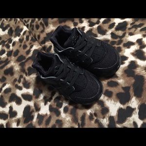NIKE HUARACHES | TODDLER